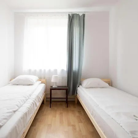 شقة Spacious With Garden In The Tri-city By Renters