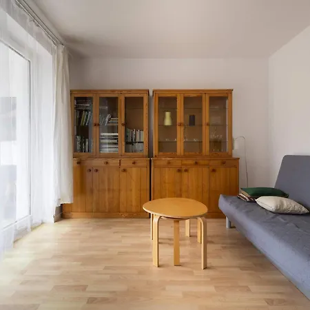 Spacious With Garden In The Tri-city By Renters شقة *