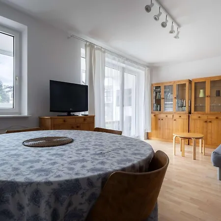 Spacious With Garden In The Tri-city By Renters *